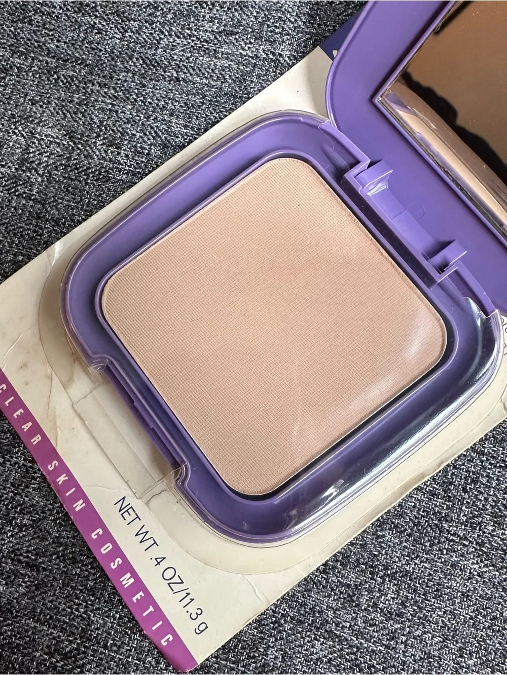 NOS Maybelline Shine Free Blemish Control Pressed Powder Deep Beige .4oz